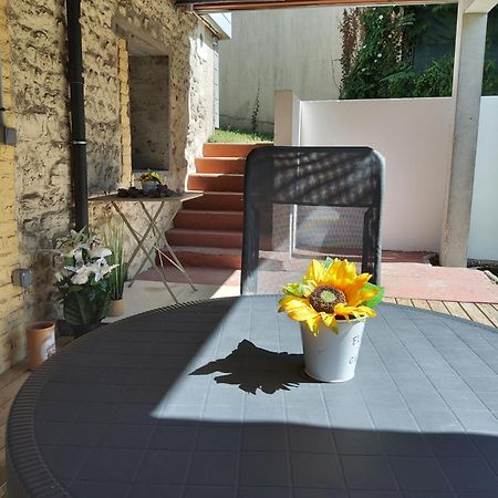 Ferienwohnung Meuble Avec Cour Sotteville-lès-Rouen Exterior foto